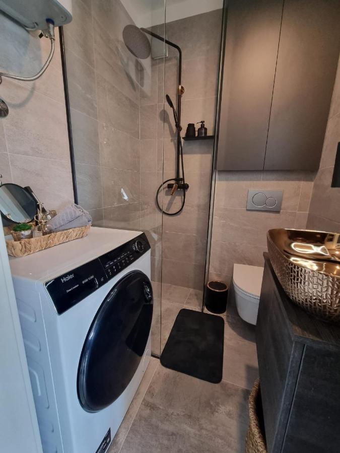 Apartment Lux New Marikela *